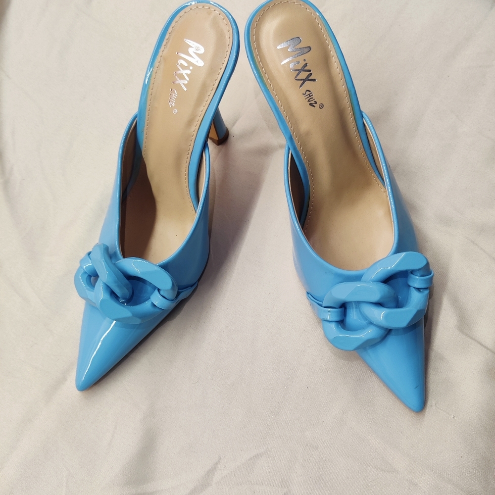 Mixx shuz brand new Front Mule Heel - Blue size 8